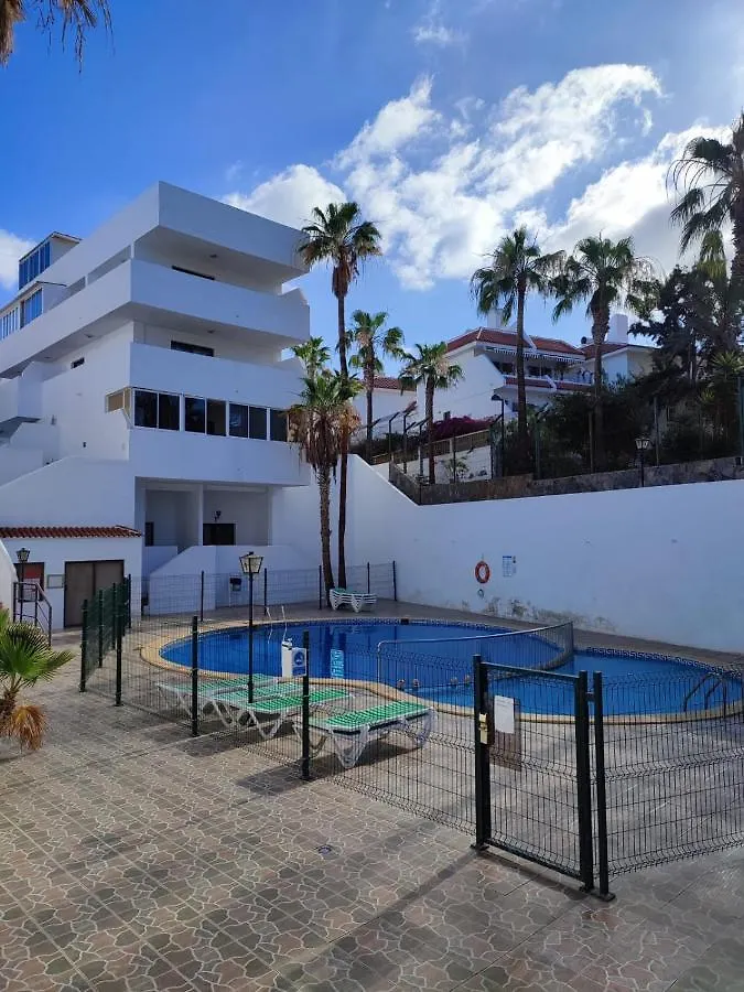 Fine Art Jeans Apartment Arona  Spanien